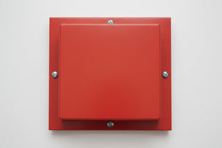 Eaton DSM-12/24-R Wall Mounted 12/24V Wheelock DSM Sync Module, Red