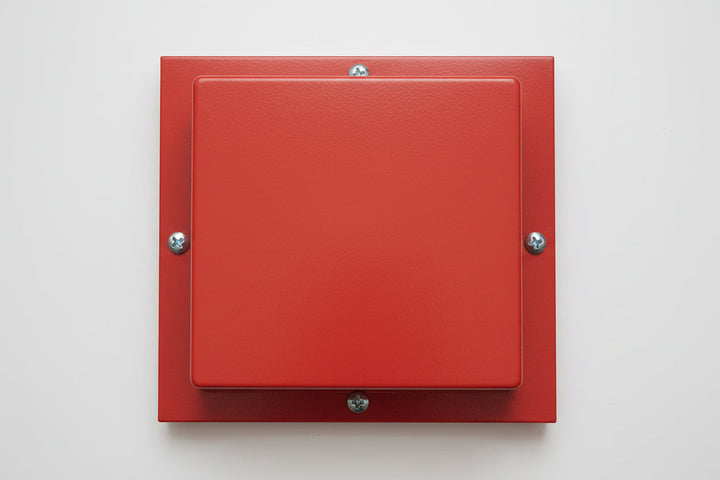 Eaton DSM-12/24-R Wall Mounted 12/24V Wheelock DSM Sync Module, Red